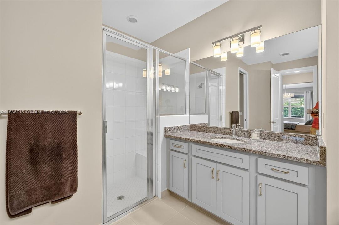 Recently Sold: $425,000 (3 beds, 2 baths, 1508 Square Feet)