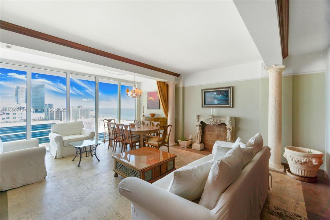 For Sale: $1,250,000 (1 beds, 1 baths, 960 Square Feet)