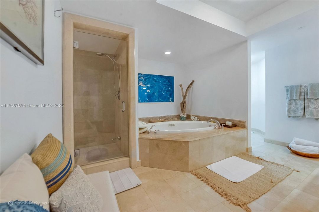 В аренду: $25,000 (3 спален, 5 ванн, 3950 Квадратных фут)