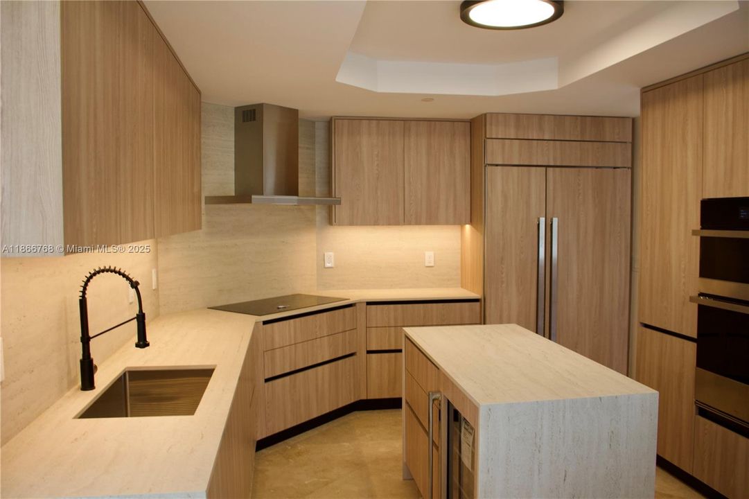 В аренду: $25,000 (3 спален, 5 ванн, 3950 Квадратных фут)