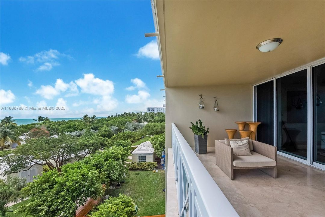 В аренду: $25,000 (3 спален, 5 ванн, 3950 Квадратных фут)