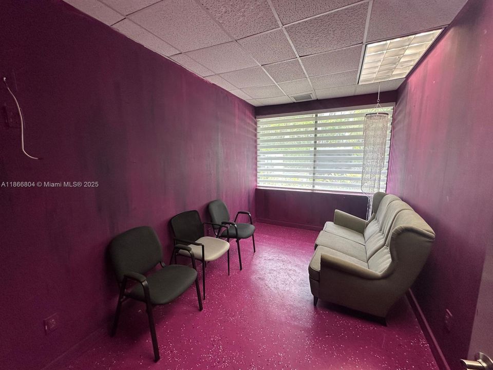 出租: $20,000 (0 贝兹, 0 浴室, 0 平方英尺)