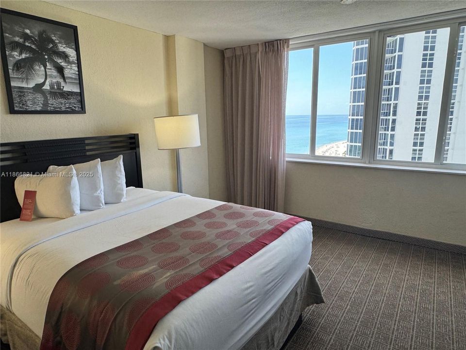 待售: $119,900 (0 贝兹, 1 浴室, 420 平方英尺)