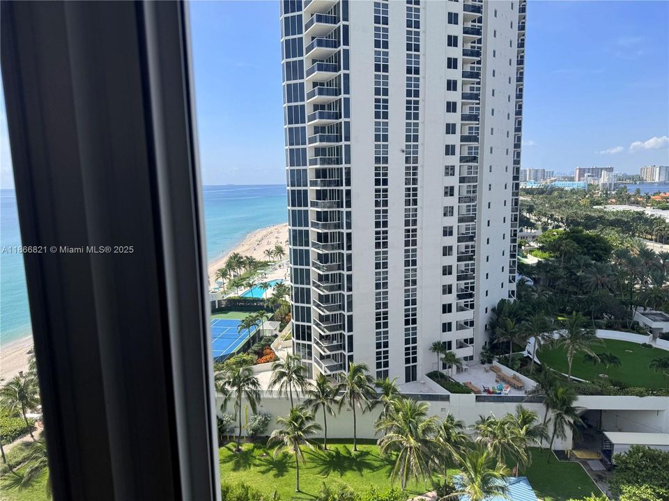 待售: $119,900 (0 贝兹, 1 浴室, 420 平方英尺)