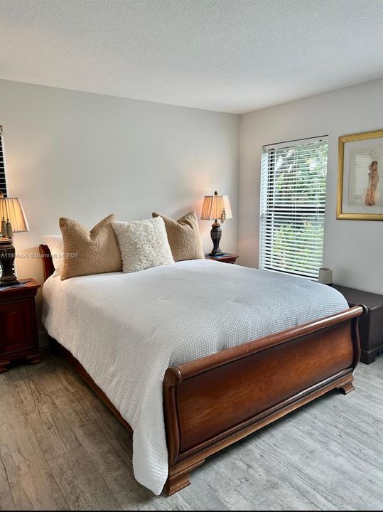 For Rent: $2,800 (2 beds, 2 baths, 1530 Square Feet)