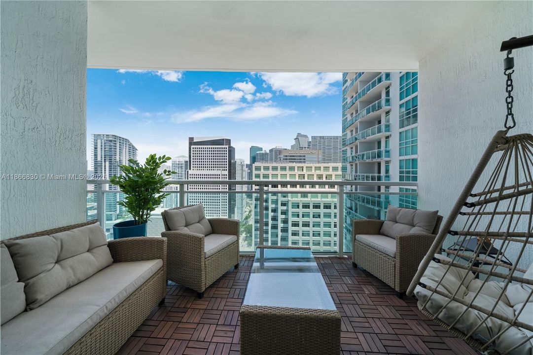 En Venta: $517,000 (1 camas, 1 baños, 774 Pies cuadrados)