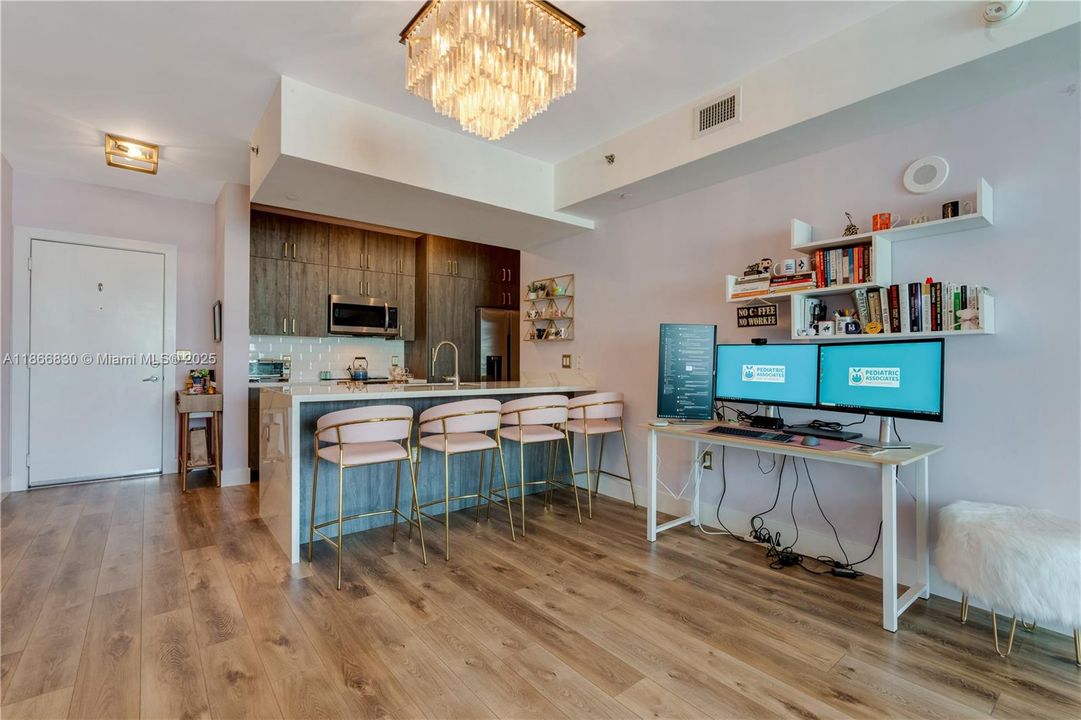 En Venta: $517,000 (1 camas, 1 baños, 774 Pies cuadrados)