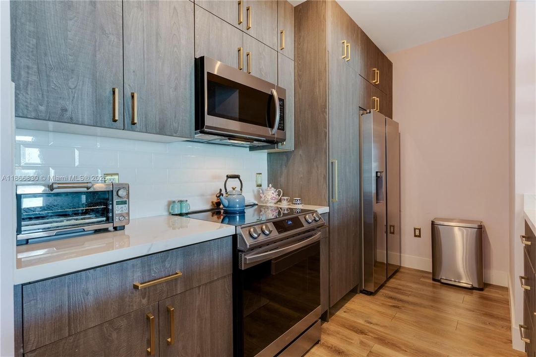 En Venta: $517,000 (1 camas, 1 baños, 774 Pies cuadrados)