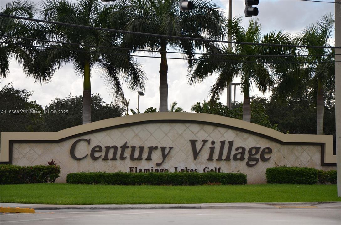 Под контрактом: $219,000 (2 спален, 2 ванн, 1192 Квадратных фут)