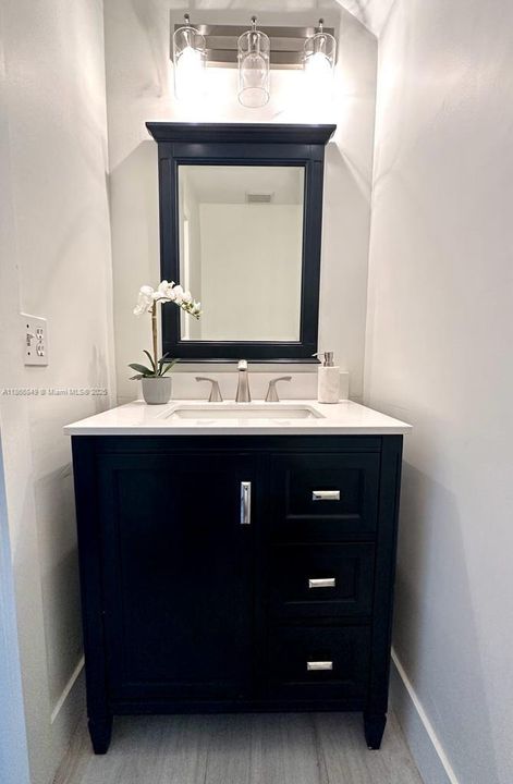 Active With Contract: $3,900 (3 beds, 2 baths, 1862 Square Feet)