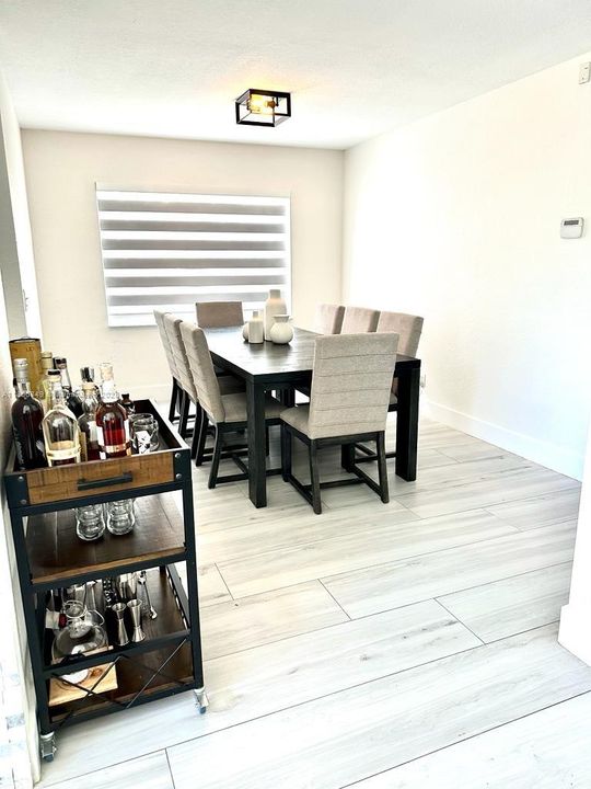 Active With Contract: $3,900 (3 beds, 2 baths, 1862 Square Feet)