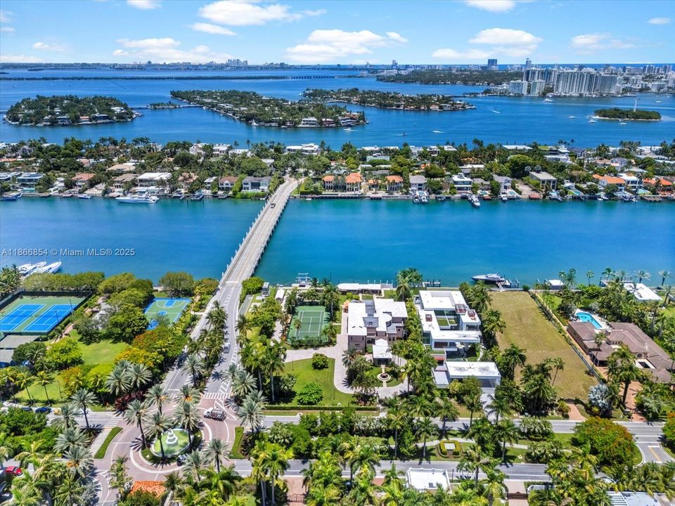 For Sale: $53,000,000 (5 beds, 5 baths, 11639 Square Feet)