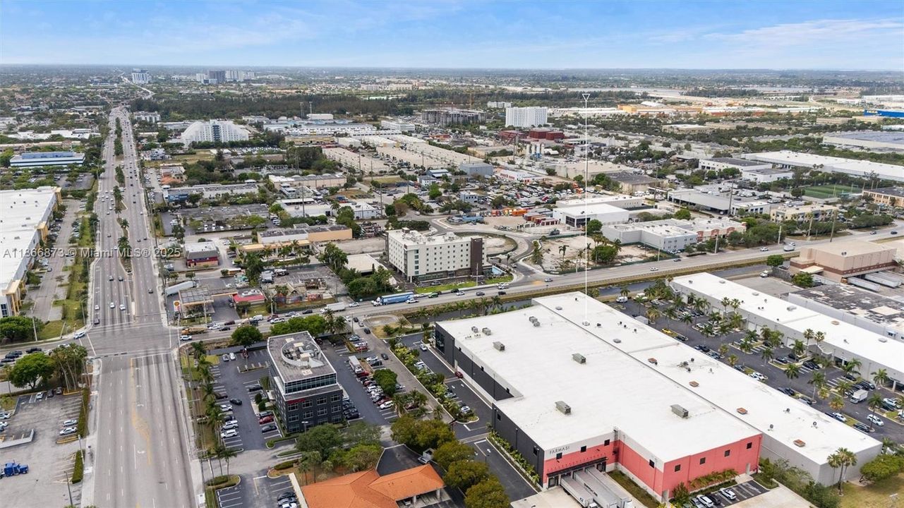 En Renta: $11,500 (0 camas, 0 baños, 0 Pies cuadrados)