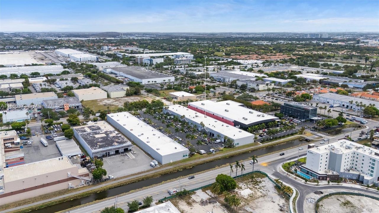 En Renta: $11,500 (0 camas, 0 baños, 0 Pies cuadrados)