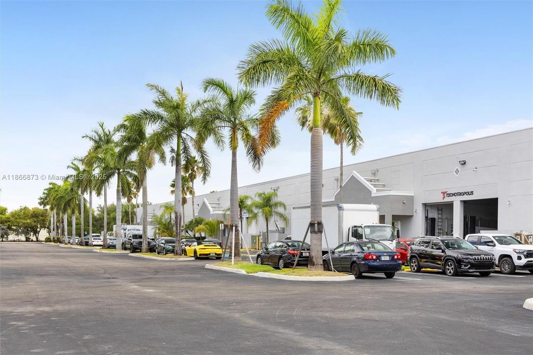 En Renta: $11,500 (0 camas, 0 baños, 0 Pies cuadrados)