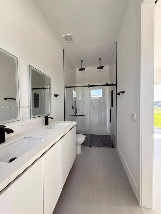 出租: $2,900 (3 贝兹, 2 浴室, 1965 平方英尺)