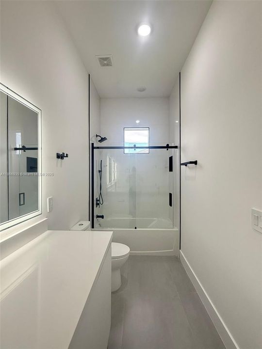 出租: $2,900 (3 贝兹, 2 浴室, 1965 平方英尺)