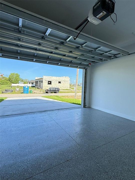 出租: $2,900 (3 贝兹, 2 浴室, 1965 平方英尺)