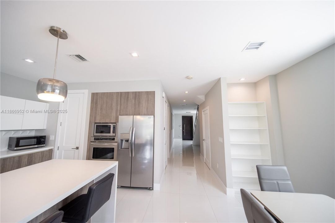 Active With Contract: $8,500 (4 beds, 3 baths, 2948 Square Feet)