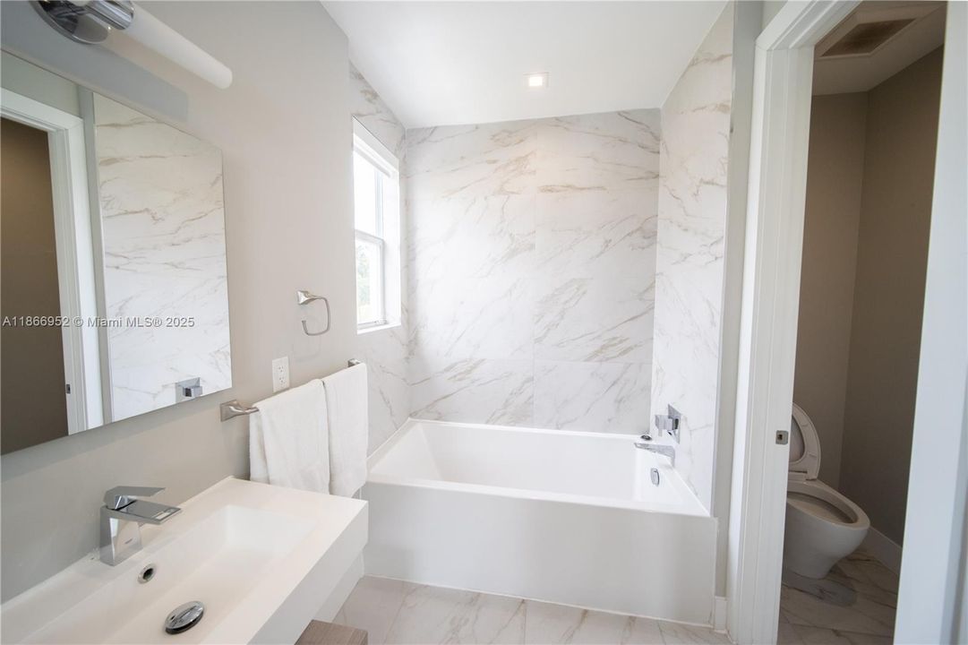 Active With Contract: $8,500 (4 beds, 3 baths, 2948 Square Feet)