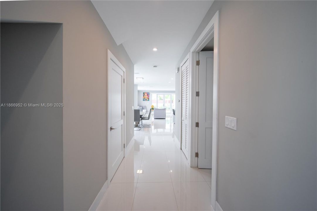 Active With Contract: $8,500 (4 beds, 3 baths, 2948 Square Feet)