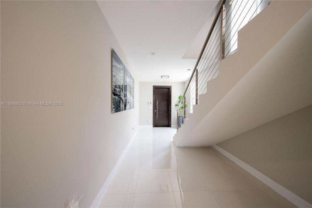 Active With Contract: $8,500 (4 beds, 3 baths, 2948 Square Feet)