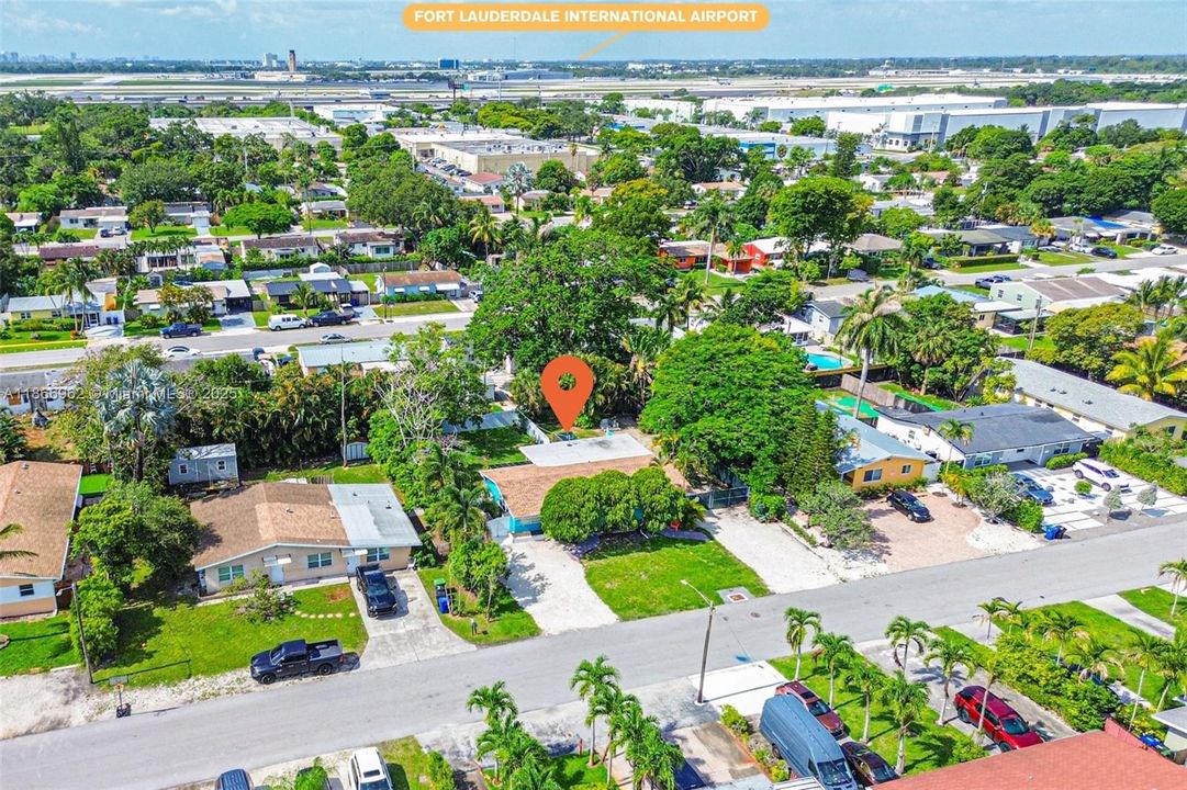 待售: $849,999 (0 贝兹, 0 浴室, 1526 平方英尺)