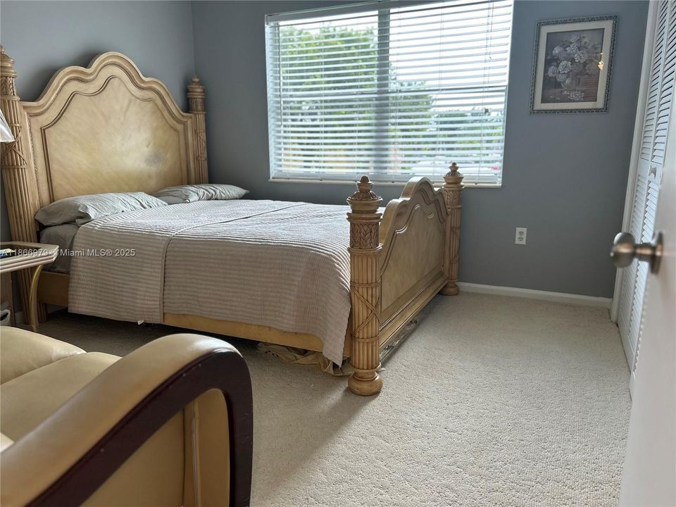 En Venta: $165,000 (2 camas, 2 baños, 950 Pies cuadrados)