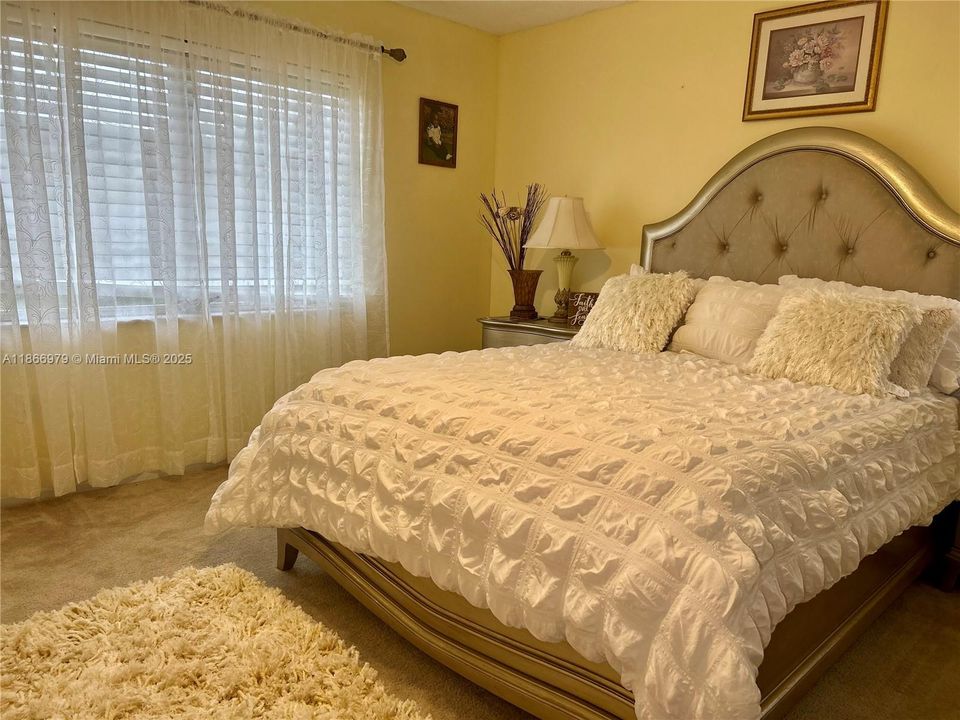 En Venta: $165,000 (2 camas, 2 baños, 950 Pies cuadrados)
