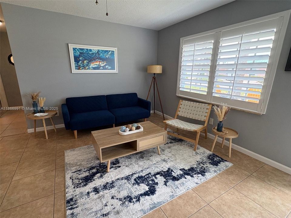 На продажу: $449,000 (3 спален, 2 ванн, 1510 Квадратных фут)