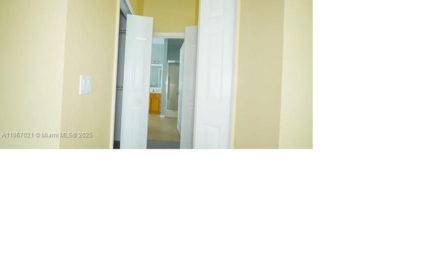 В аренду: $2,700 (4 спален, 3 ванн, 2357 Квадратных фут)