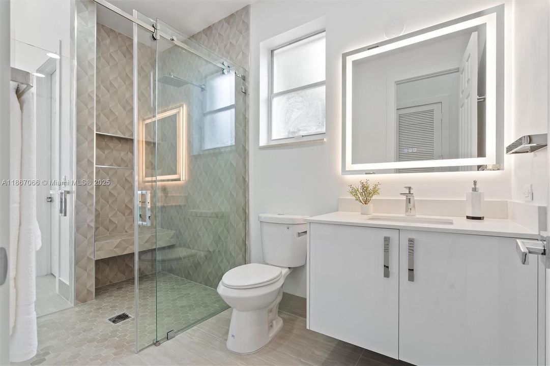 Active With Contract: $1,399,999 (5 beds, 3 baths, 3306 Square Feet)