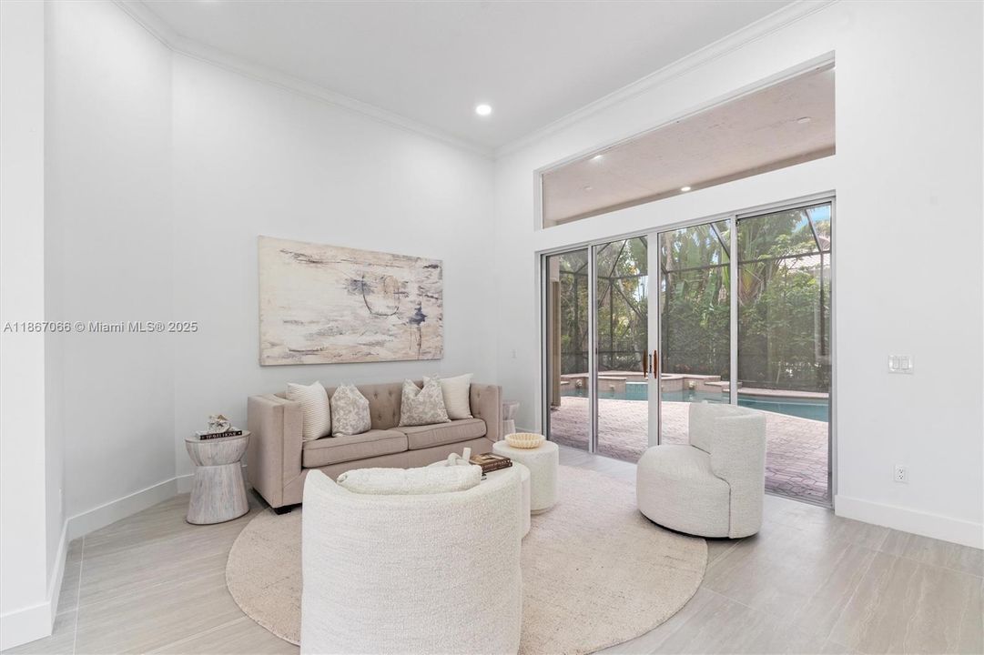 Active With Contract: $1,399,999 (5 beds, 3 baths, 3306 Square Feet)