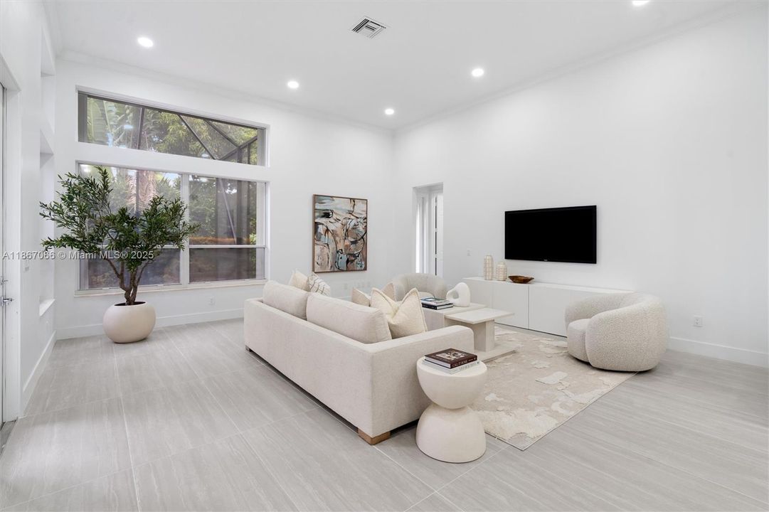 Active With Contract: $1,399,999 (5 beds, 3 baths, 3306 Square Feet)