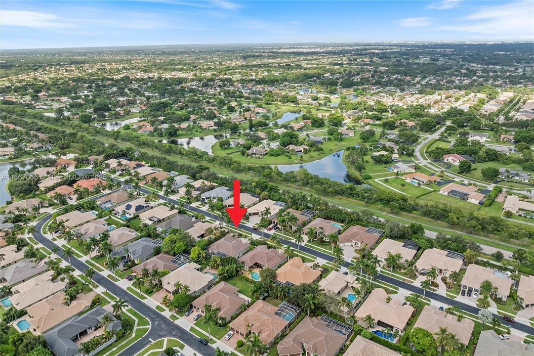 Active With Contract: $1,399,999 (5 beds, 3 baths, 3306 Square Feet)