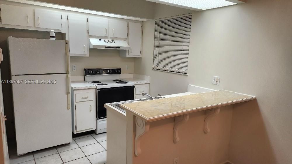 En Venta: $159,900 (1 camas, 1 baños, 830 Pies cuadrados)