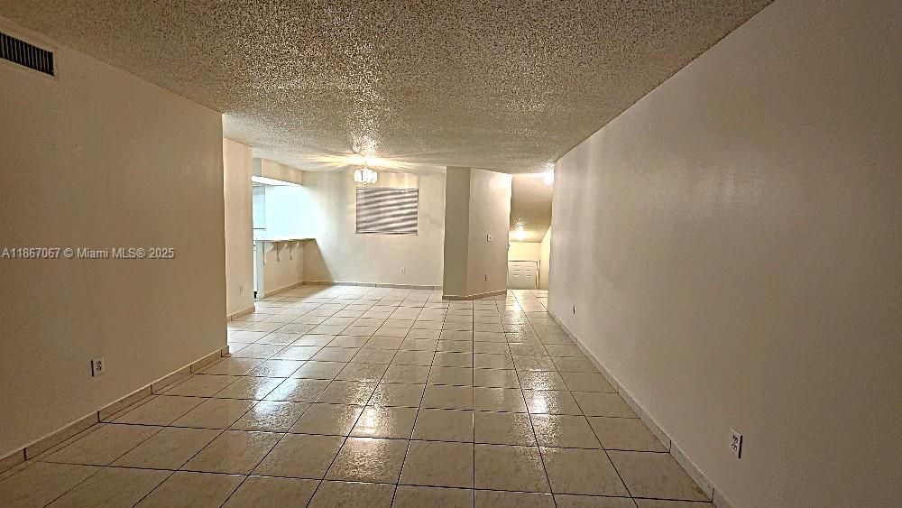 En Venta: $159,900 (1 camas, 1 baños, 830 Pies cuadrados)