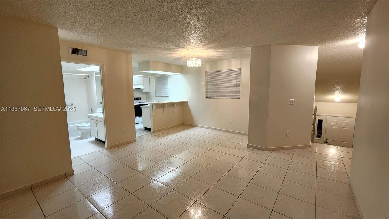 En Venta: $159,900 (1 camas, 1 baños, 830 Pies cuadrados)