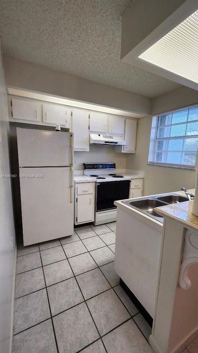 En Venta: $159,900 (1 camas, 1 baños, 830 Pies cuadrados)