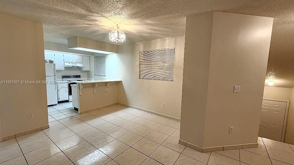 En Venta: $159,900 (1 camas, 1 baños, 830 Pies cuadrados)