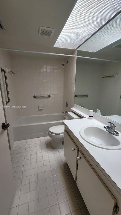 En Venta: $159,900 (1 camas, 1 baños, 830 Pies cuadrados)