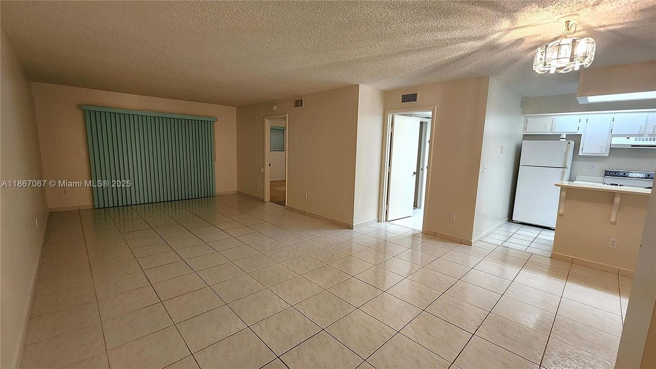 En Venta: $159,900 (1 camas, 1 baños, 830 Pies cuadrados)