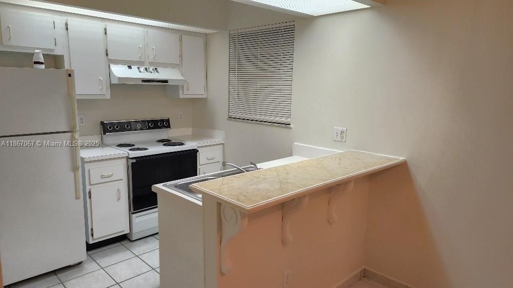 En Venta: $159,900 (1 camas, 1 baños, 830 Pies cuadrados)