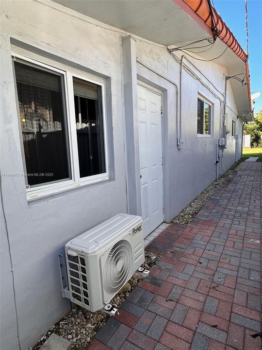 Recientemente alquilado: $1,100 (0 camas, 1 baños, 1928 Pies cuadrados)