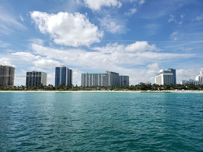 合同活跃: $339,000 (0 贝兹, 1 浴室, 600 平方英尺)