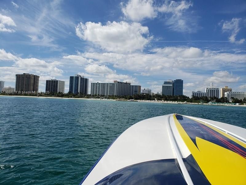 合同活跃: $339,000 (0 贝兹, 1 浴室, 600 平方英尺)