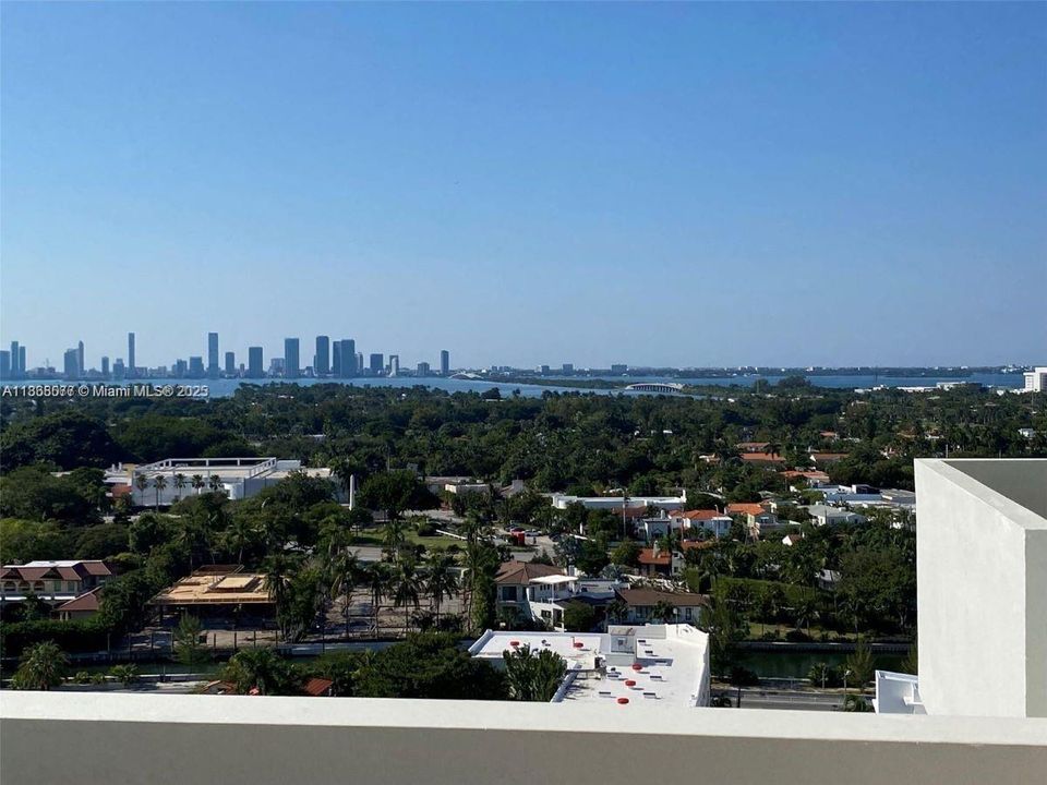 合同活跃: $339,000 (0 贝兹, 1 浴室, 600 平方英尺)