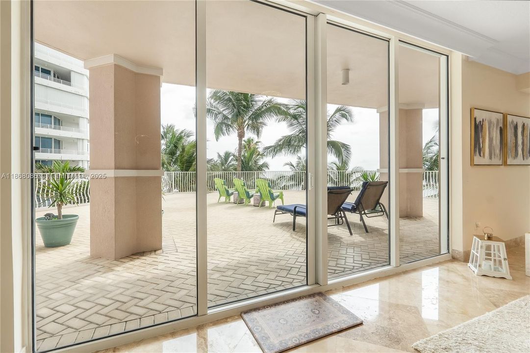 En Renta: $13,000 (3 camas, 3 baños, 4003 Pies cuadrados)