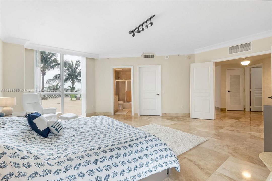 En Renta: $13,000 (3 camas, 3 baños, 4003 Pies cuadrados)