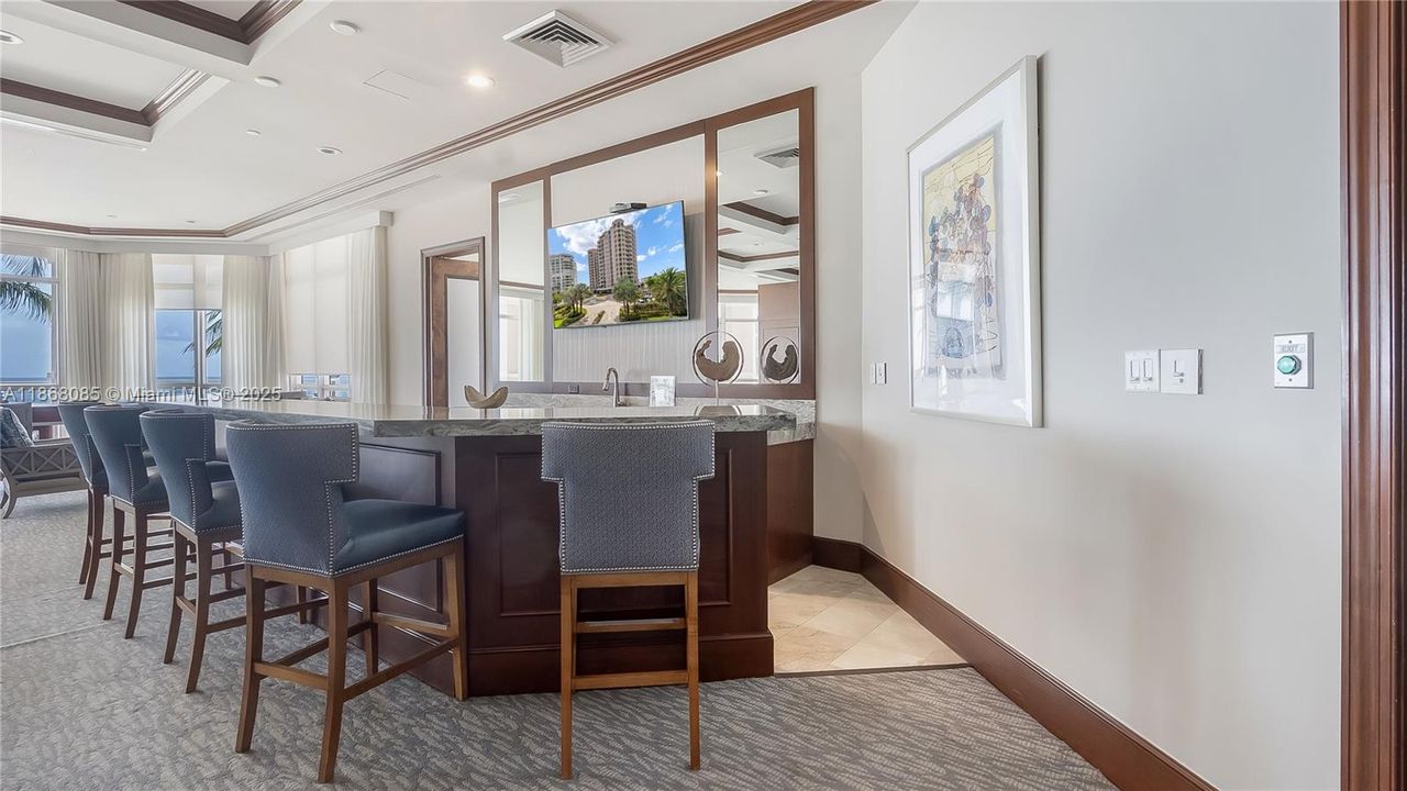 En Renta: $13,000 (3 camas, 3 baños, 4003 Pies cuadrados)